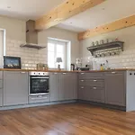 3 Bedroom Cozy Home In Emmelsbuell-Horsbuell *