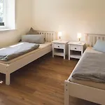 3 Bedroom Cozy Home In Emmelsbüll-Horsbüll *